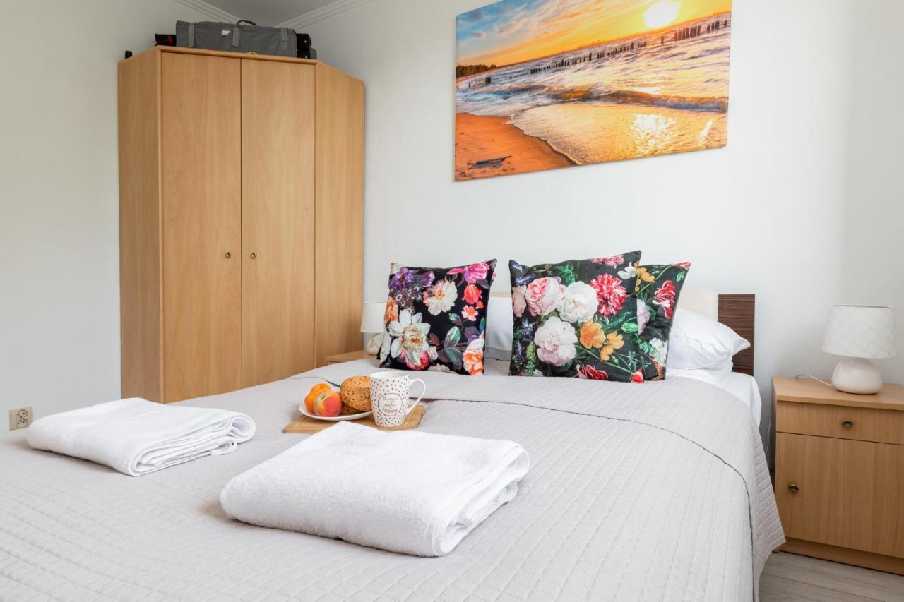 Marynarzy Okretow Pogranicza Apartments By Noclegi Renters Kolobrzeg Bagian luar foto