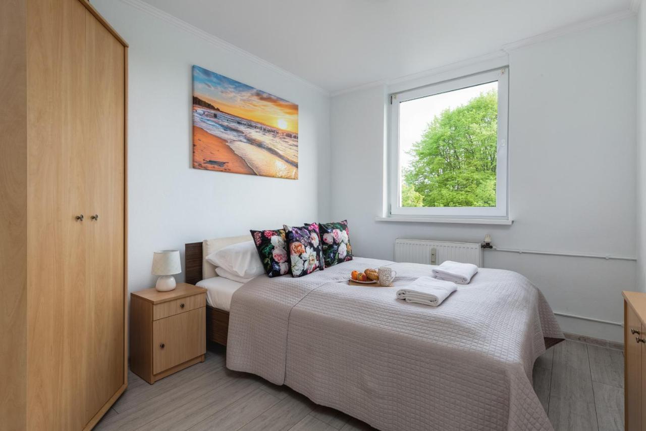 Marynarzy Okretow Pogranicza Apartments By Noclegi Renters Kolobrzeg Bagian luar foto